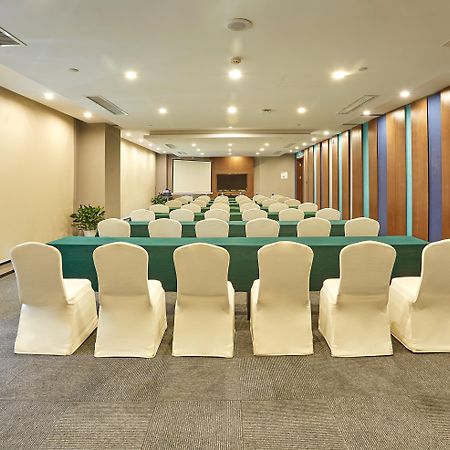 Holiday Inn Express Nanjing Xuanwu Lake By Ihg Dış mekan fotoğraf
